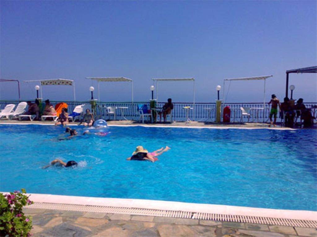 Blue Beach อายิโอสนิโกลาโอส ภายนอก รูปภาพ