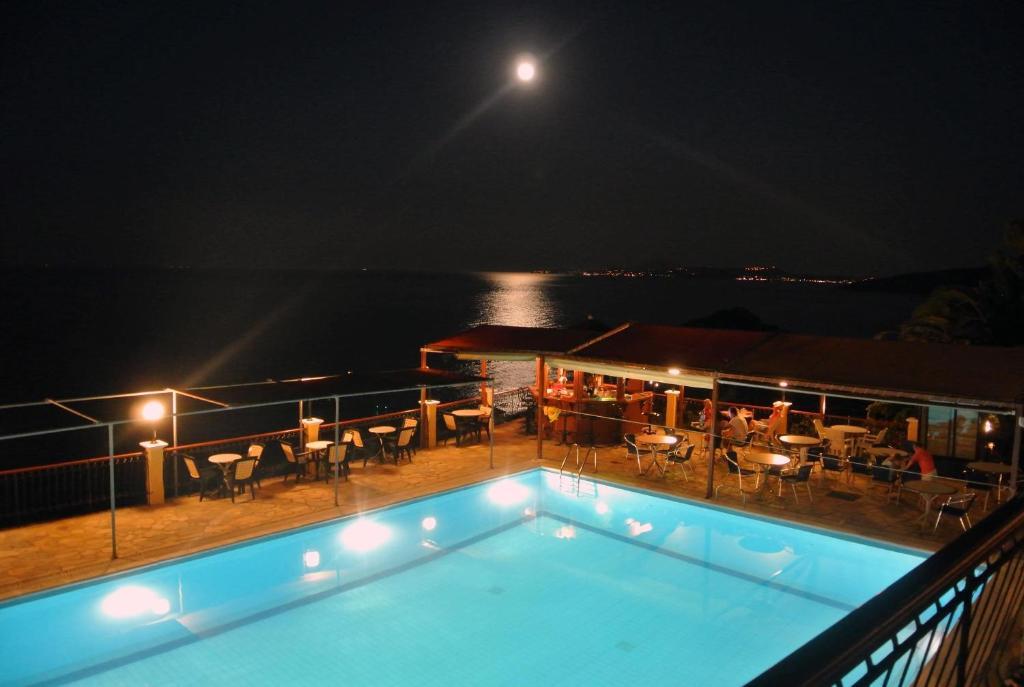 Blue Beach อายิโอสนิโกลาโอส ภายนอก รูปภาพ